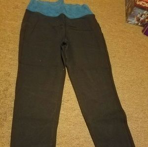 -*Old Navy Active LG Yoga pants Bundle*-